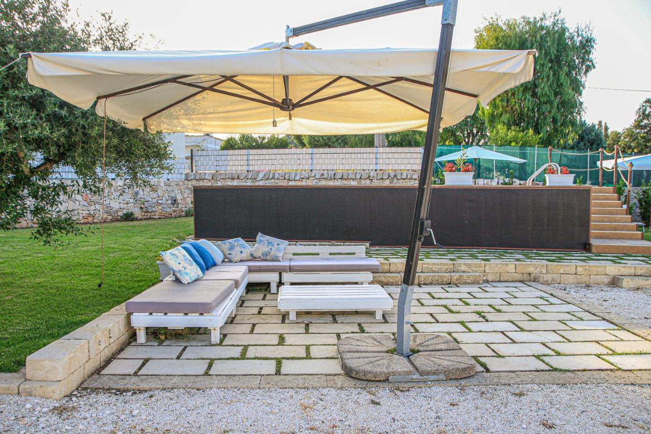 Trulli Donna Isabella Bed & Breakfast โลโกโรตอนโด ภายนอก รูปภาพ