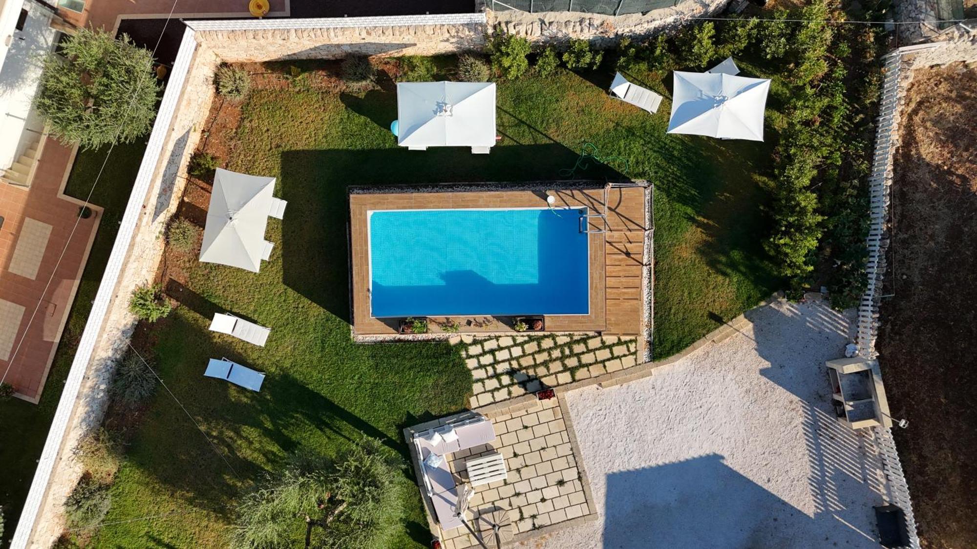 Trulli Donna Isabella Bed & Breakfast โลโกโรตอนโด ภายนอก รูปภาพ